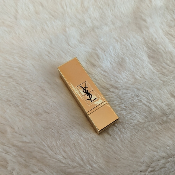 Yves saint Laurent mini lipstick - Picture 2 of 6